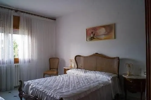 ** Hotel El Pi De Sant Just - Habitacions I Apartaments Espagne