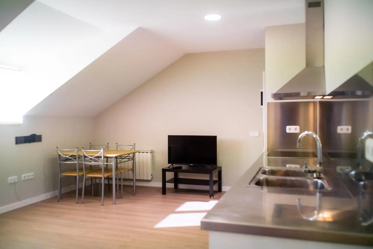 El Pi De Sant Just - Habitacions I Apartaments Espagne
